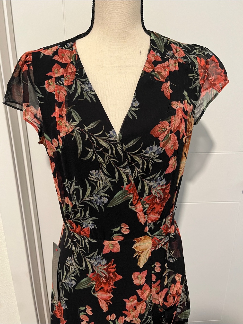 Bebe Plunging V-Neck Print Wrap Dress Cottagecore Feminine Party Event Boho - Picture 3 of 14